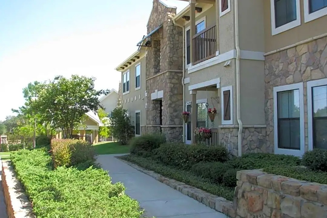 Home Value: 12Mil
Home Size: 1.3 Acre Lot/ 12500 Sft
Define lavish luxury living through this beautiful 12000 sq ft home with ultimate features like pools, artistic interiors, well grown trees etc..